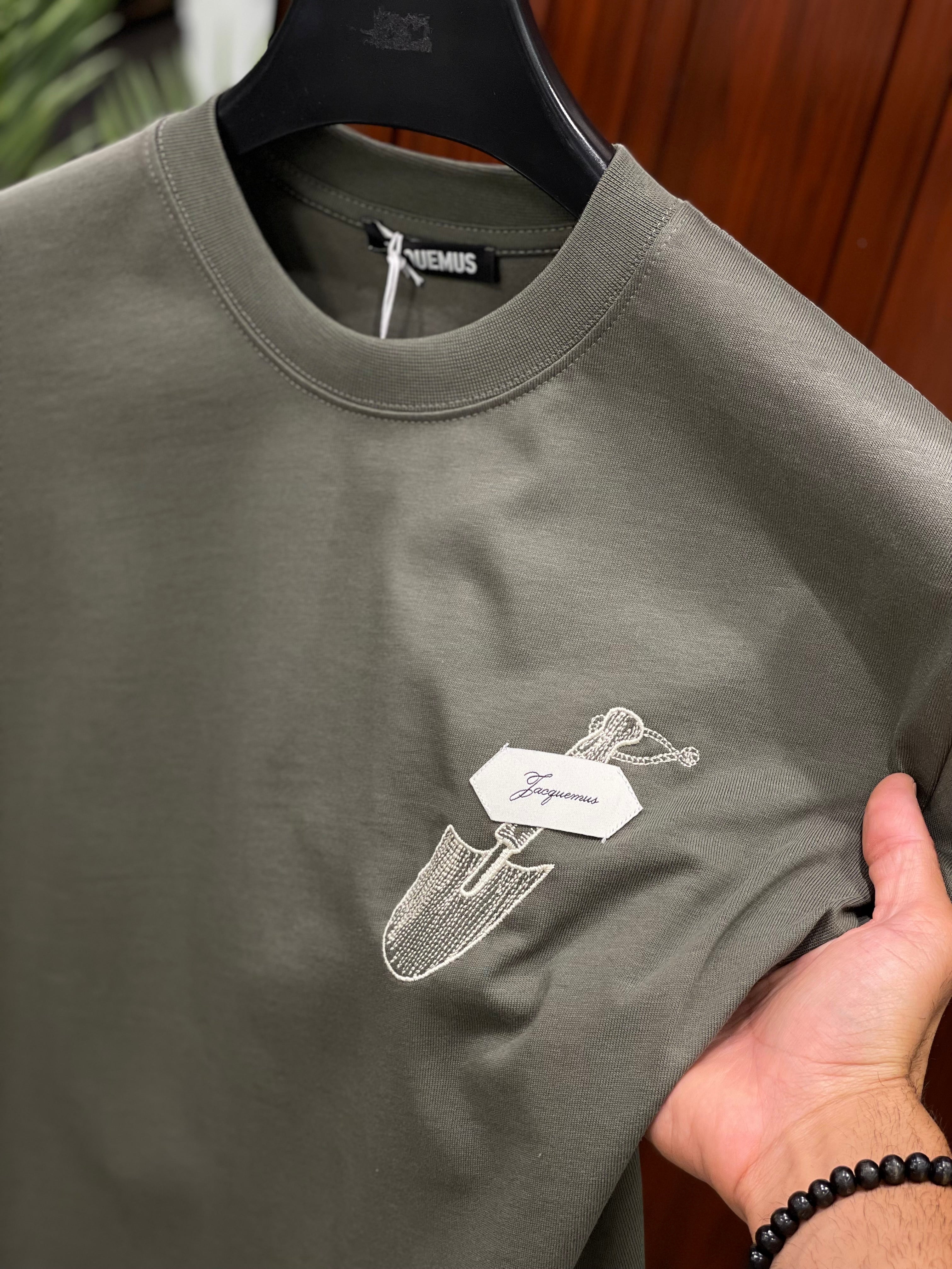 Jacquemus T-shirt
